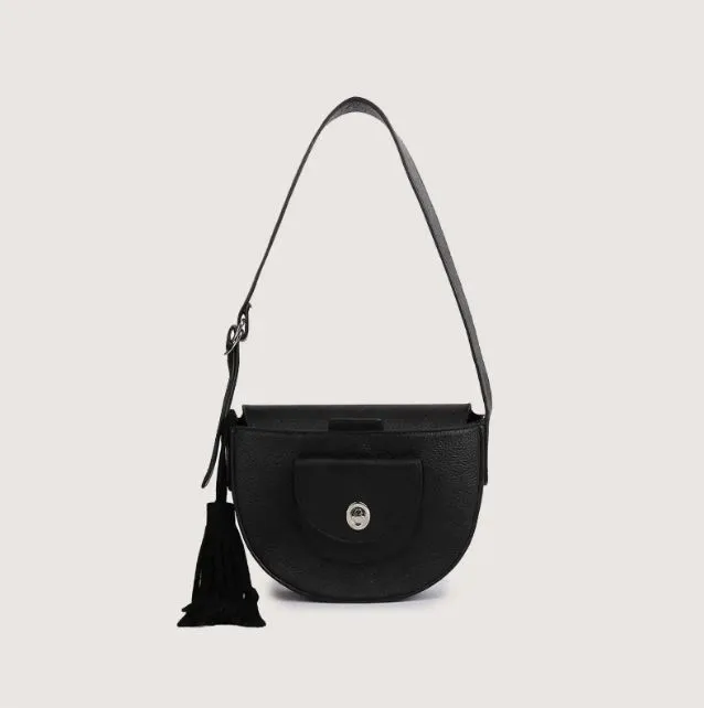 Jenner style leather shoulder bag made in italy by NOVIDO